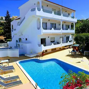 Aaa Awsome *** Albufeira